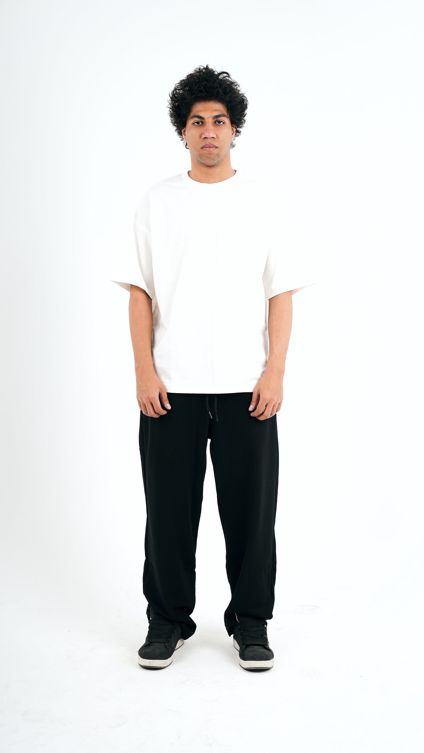 WHITE TSHIRT